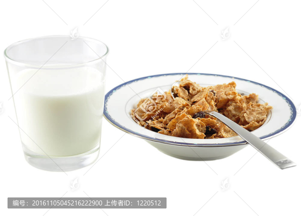 麥片和牛奶