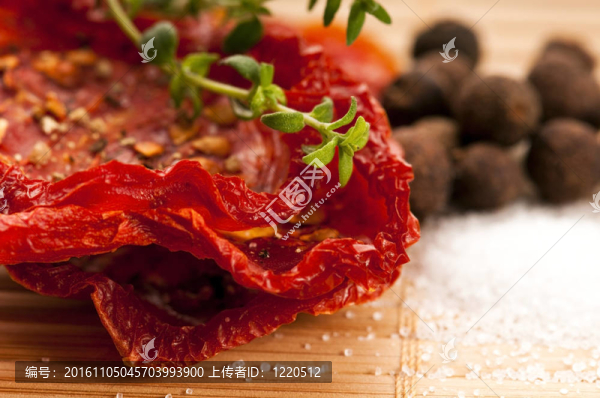 意大利曬干的西紅柿