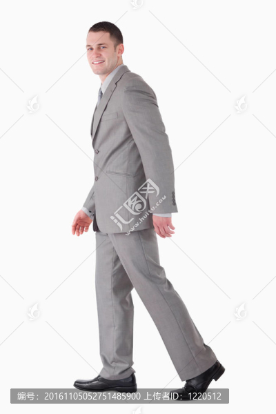 微笑商人行走的肖像