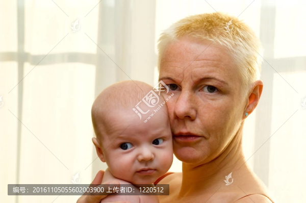 母親和嬰兒