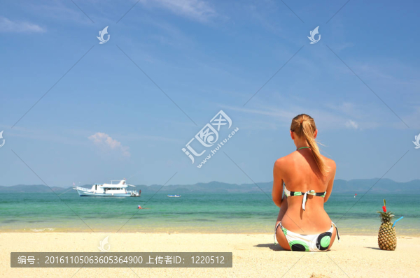 海灘場(chǎng)景。納卡島；泰國(guó)