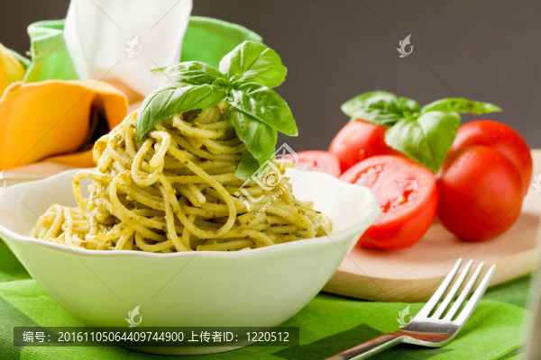 意大利面青醬