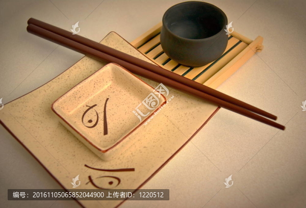 瓷器