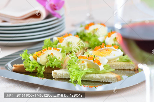 奶酪魚子醬吐司