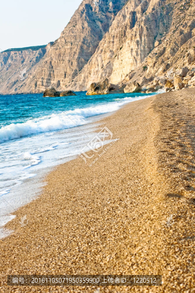 普拉蒂亞阿摩司海灘；Kefalonia