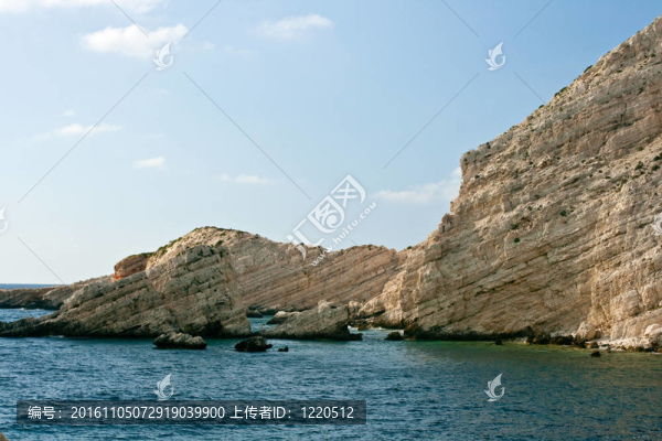 懸崖；PETANI海岸凱法利尼亞