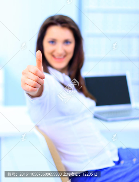 微笑的女人