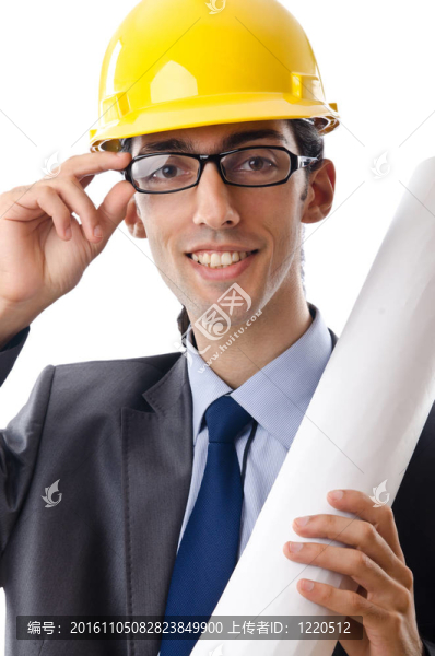 年輕建筑師與圖紙孤立的白色