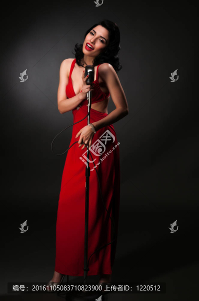 女歌手