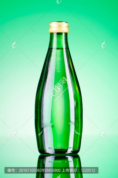 水瓶作為健康飲料的概念