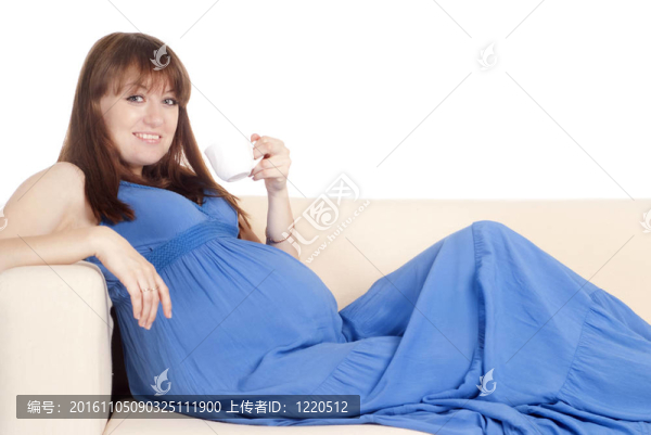 懷孕的女孩是
