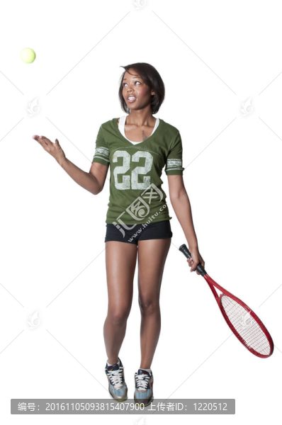 網(wǎng)球場(chǎng)上的女人