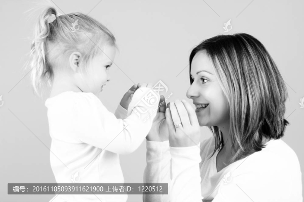 母親和女兒