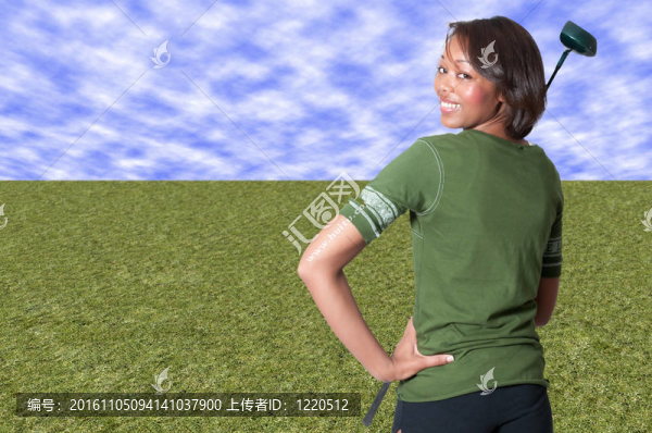 黑衣女子高爾夫球手
