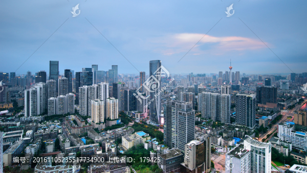 俯瞰成都市中區(qū)明宇豪雅飯店