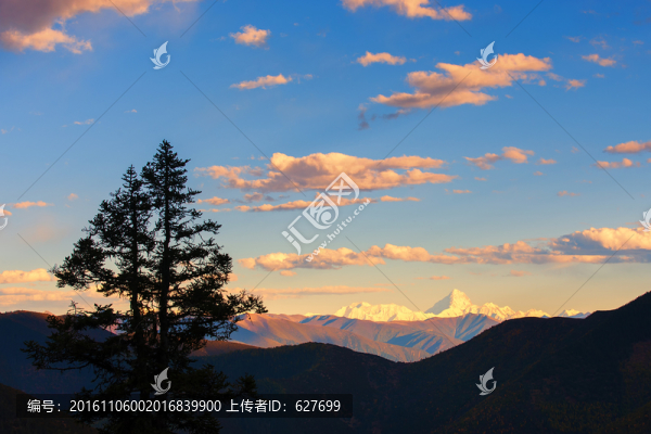 川西風(fēng)光