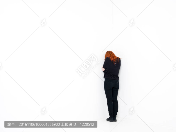 悲傷的女人