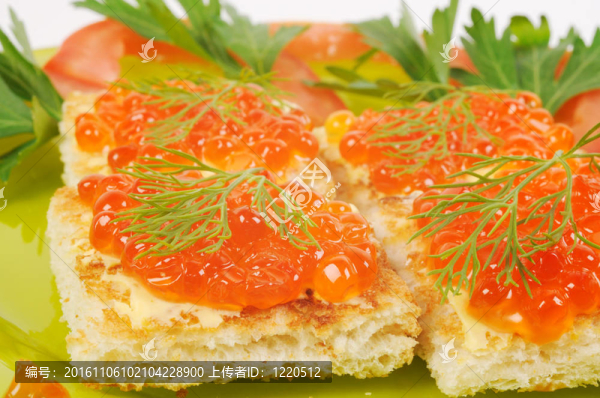 紅coviar