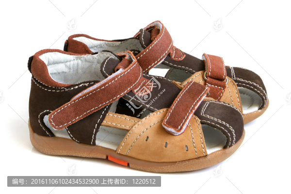 兒童涼鞋