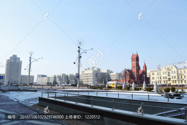 明斯克獨(dú)立廣場