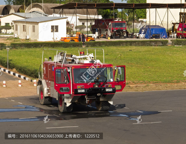 班珠爾機(jī)場消防車