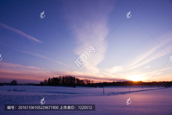 農(nóng)村冬季傍晚