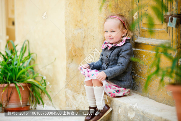 可愛的小女孩