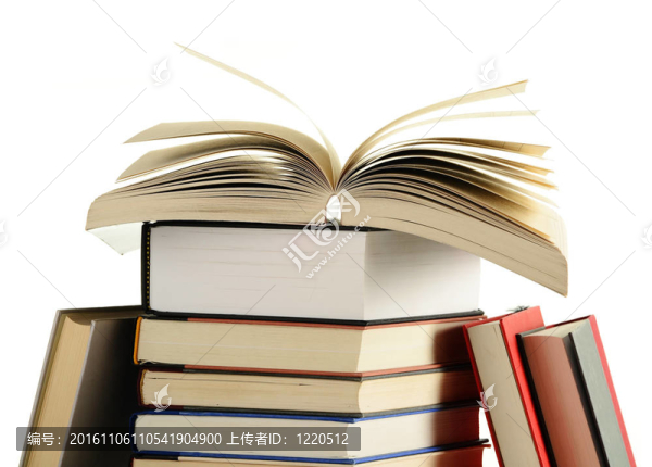 桌子上的書