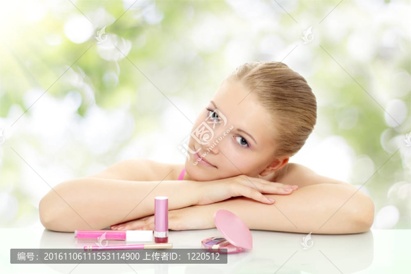 女孩用的化妝品