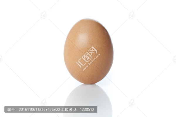 一個棕色的蛋