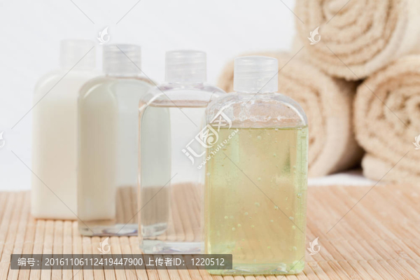 關閉油瓶和毛巾