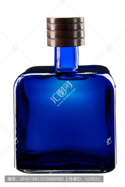 方藍(lán)玻璃瓶滿酒。