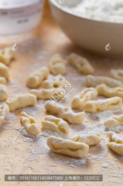 自制Cavatelli面食節(jié)面食。