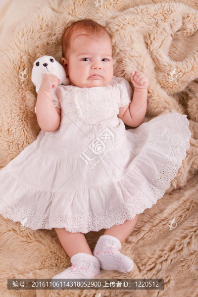新生的嬰兒