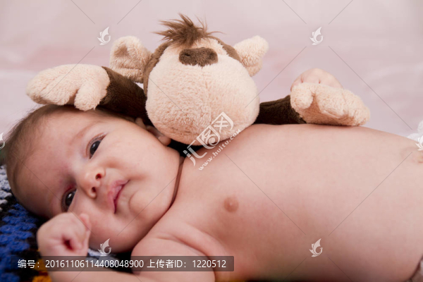 新生的嬰兒