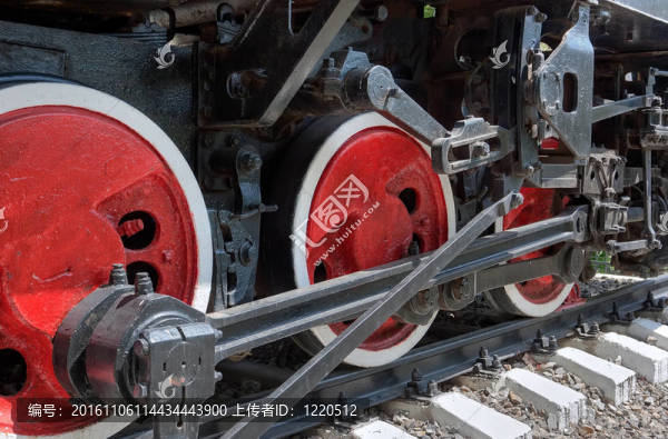 舊蒸汽機(jī)車(chē)車(chē)輪