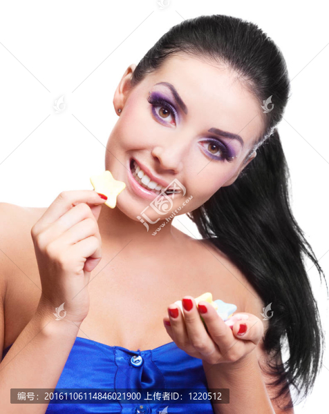 女孩用糖果