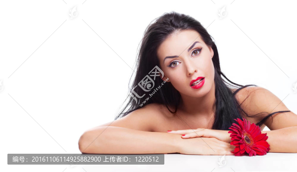 帶花的女人