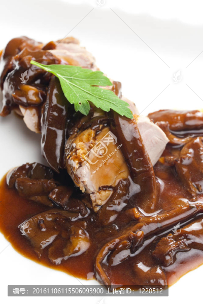 豬里脊肉和平菇