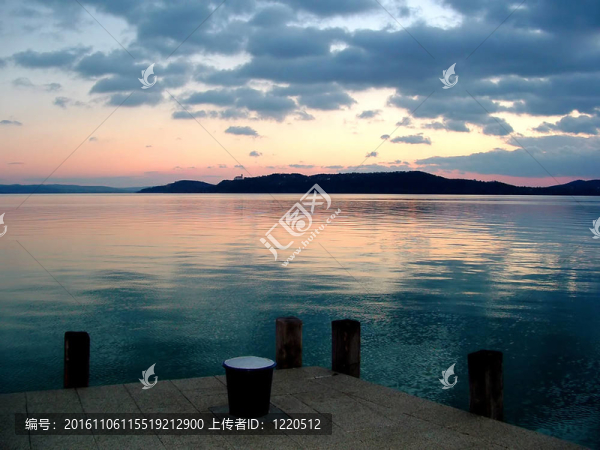 巴拉頓湖