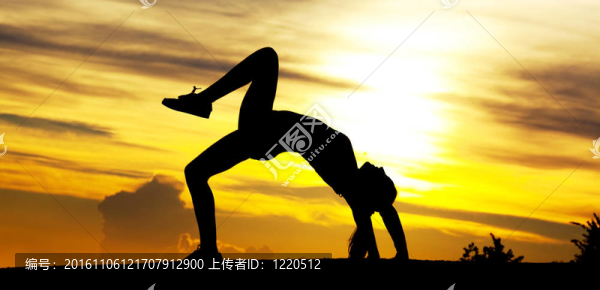 女人剪影
