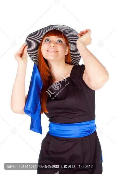 一個漂亮女孩在夏天的帽子。白色背景隔離。
