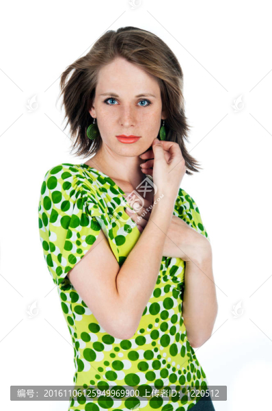 年輕漂亮的女人