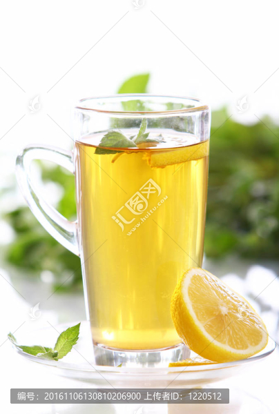 一杯熱薄荷茶