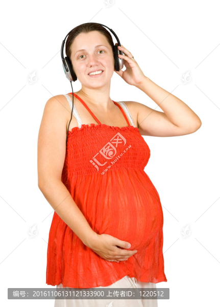 孕婦聽(tīng)音樂(lè)
