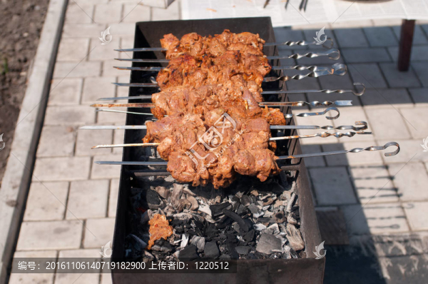 豬肉和洋蔥串