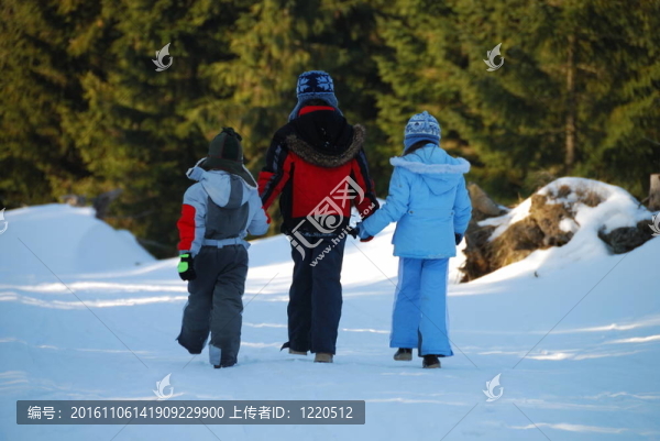 Winter步行兒童