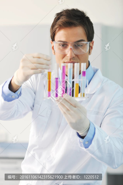 和在實(shí)驗(yàn)室的科學(xué)研究