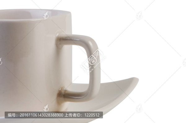 咖啡杯和飛碟特寫。