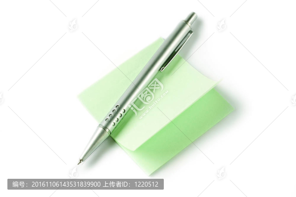 白色的筆和貼紙